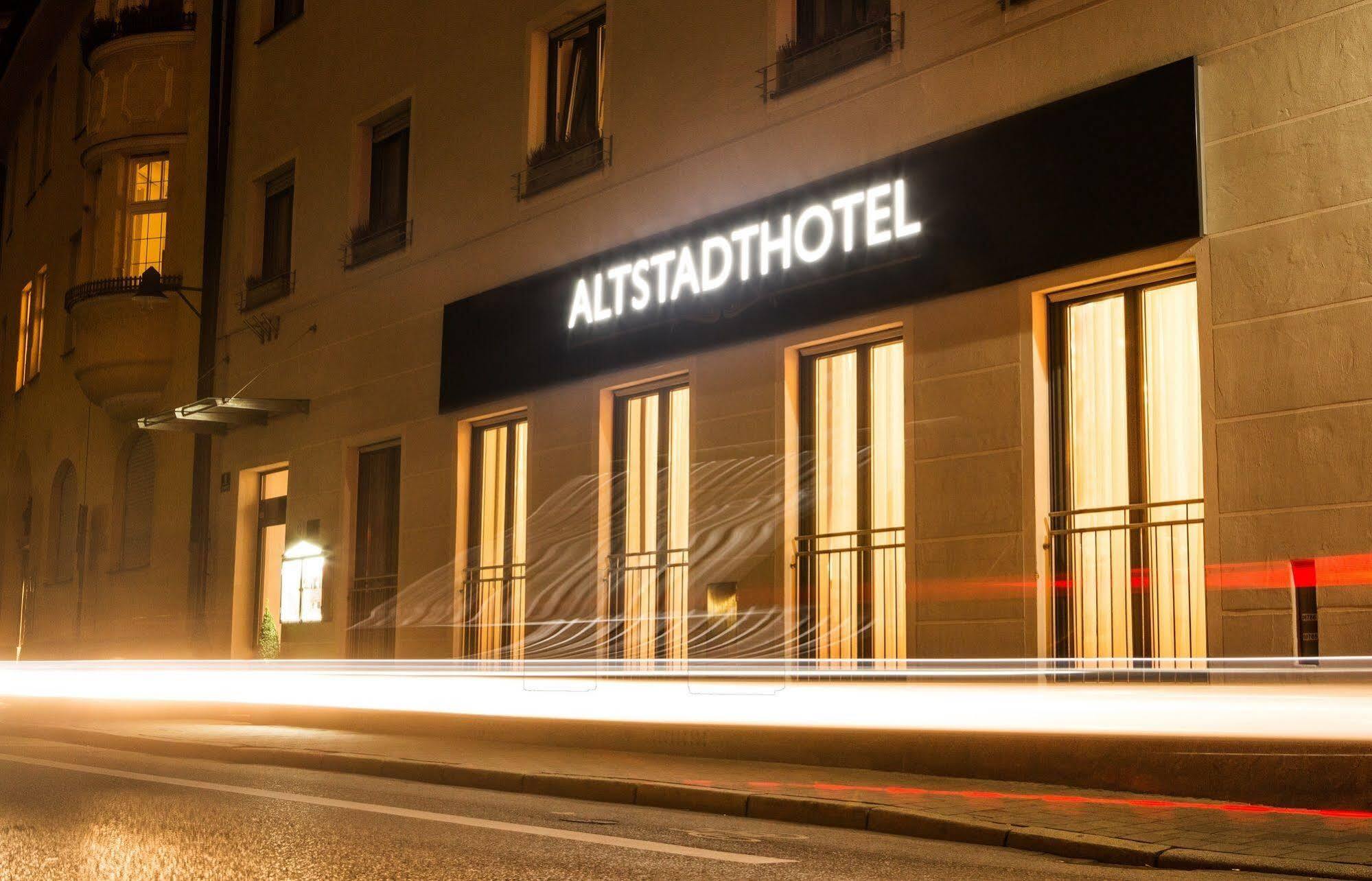 Altstadthotel Ингольштадт Экстерьер фото